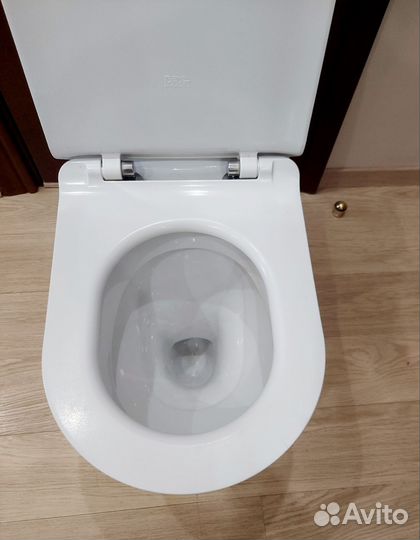 Унитазы и бачки бу