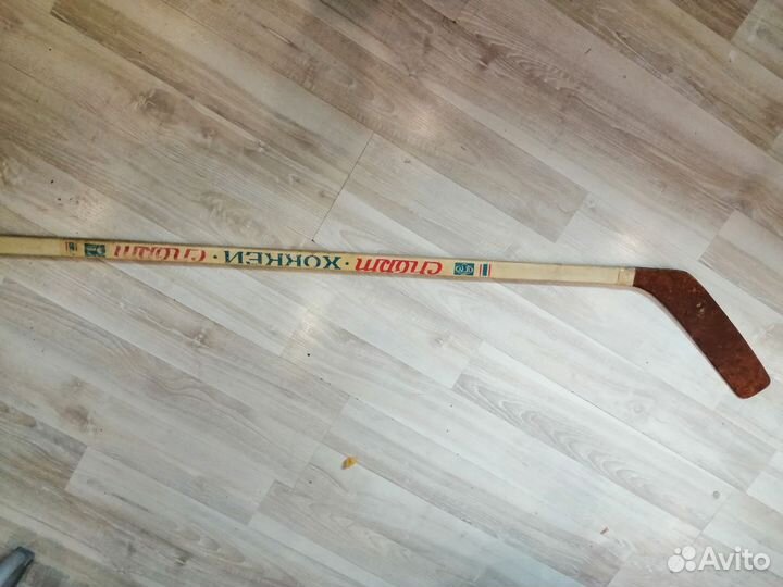 Клюшка хоккейная