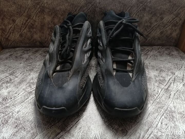 Adidas easy boost 700 v3