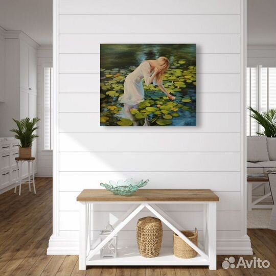 Картина девушка с лилиями у воды