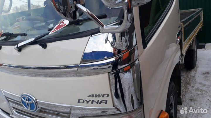 Кронштейн зеркала левый Toyota Dyna XZU302 2002