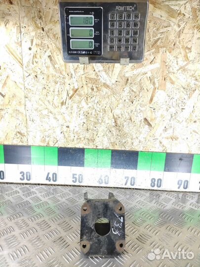 Кронштейн двигателя Vito 1996-2003