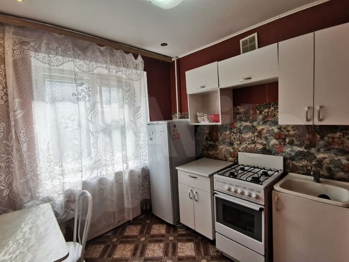 1-к. квартира, 30 м², 3/5 эт.
