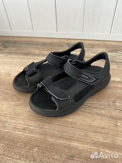 Сандалии crocs c11