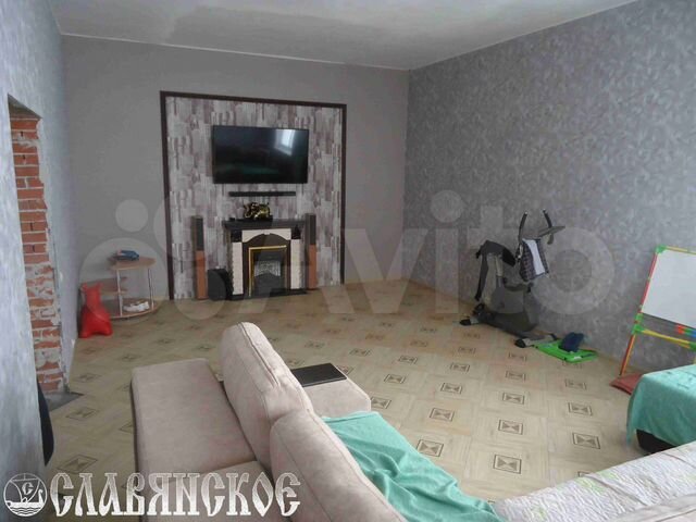 Дом 288 м² на участке 8 сот.