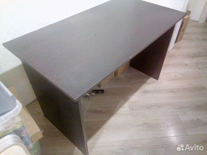 Школьный стол IKEA