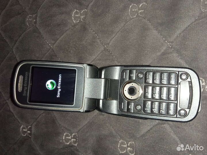 Sony Ericsson z710i