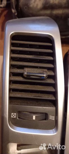 Воздуховод центральный Toyota Land Cruiser Prado