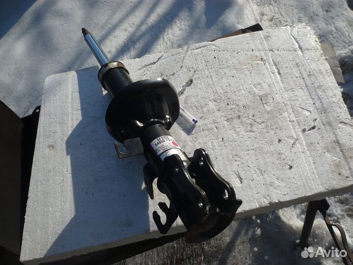 Амортизатор Kia Rio