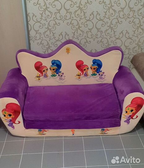 Детский игровой диванчик и детское кресло б/у