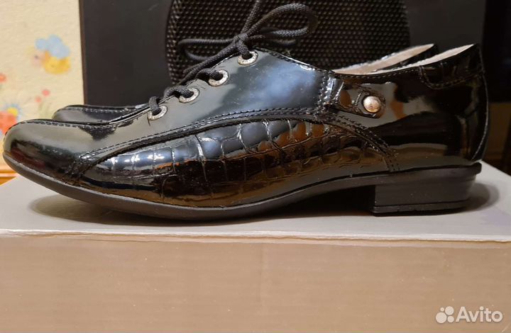 Туфли на девочку