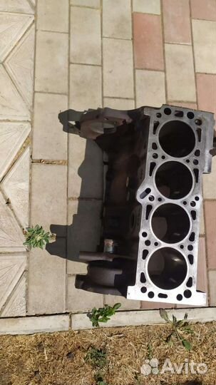 Блок цилиндров F14D3