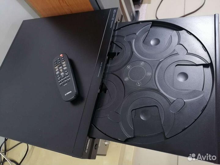 Yamaha 5cd dvd, CD mp3