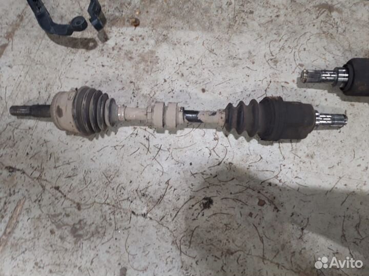 Привод левый АКПП nissan almera classic