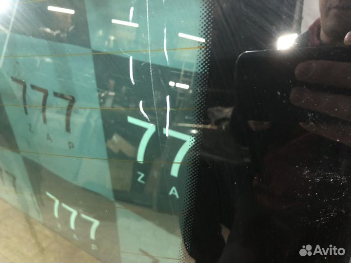 Стекло заднее с обогревом Skoda Rapid 1 12-20 Б/У