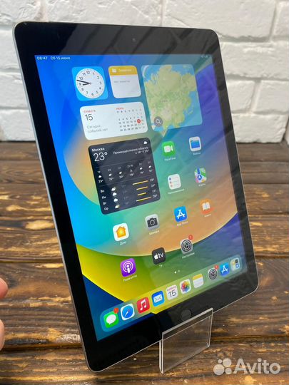 Планшет iPad gen5 32gb Wi-Fi+SIM А9/9.7/серый