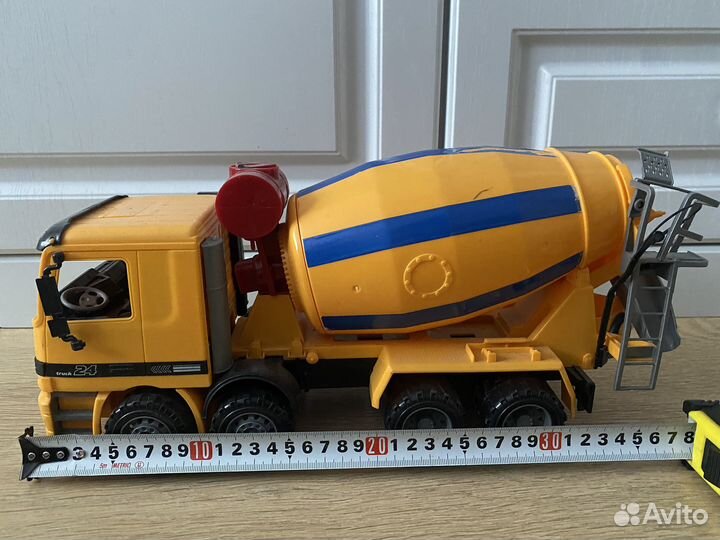 Бетономешалка игрушка б/у