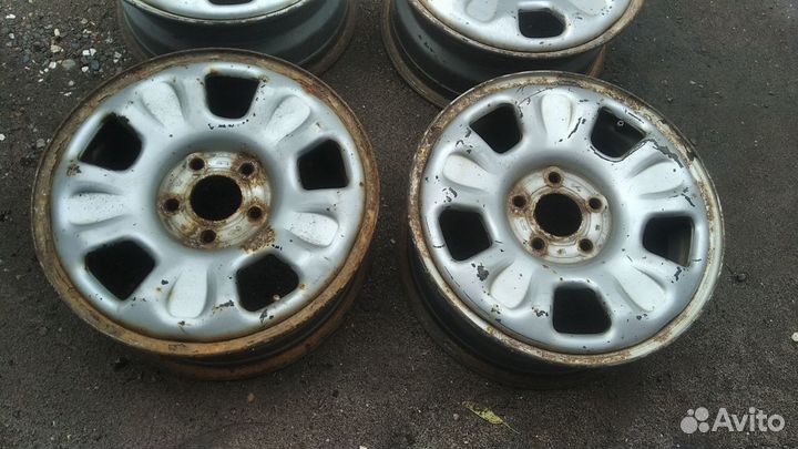 Диски оригинальные r16 5x114,3 Renault Nissan