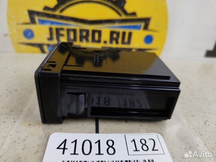 Разъем USB AUX Lexus Nx300 Z10 2.5 2AR-FXE 2019