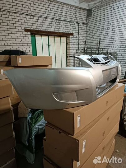 Бампер priora 2 передний серебристый снежка