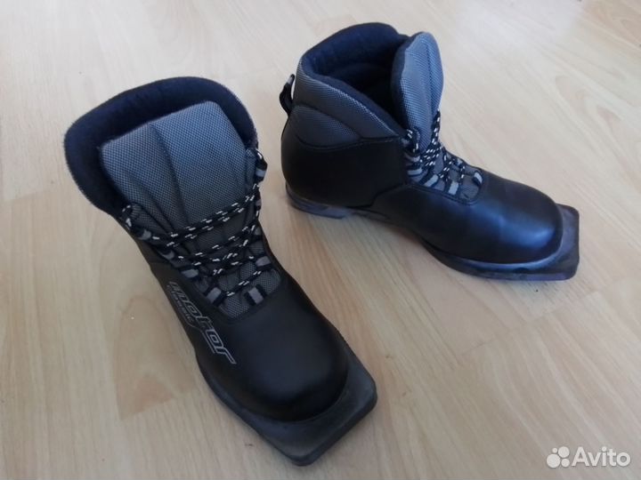 Лыжные ботинки Motor, классические, размер 36