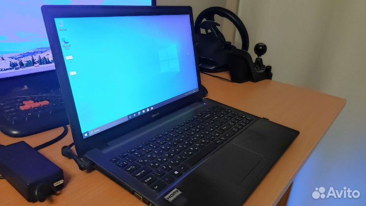 Ноутбук 15.6'' dexp i5 + GeForce 940m + SSD