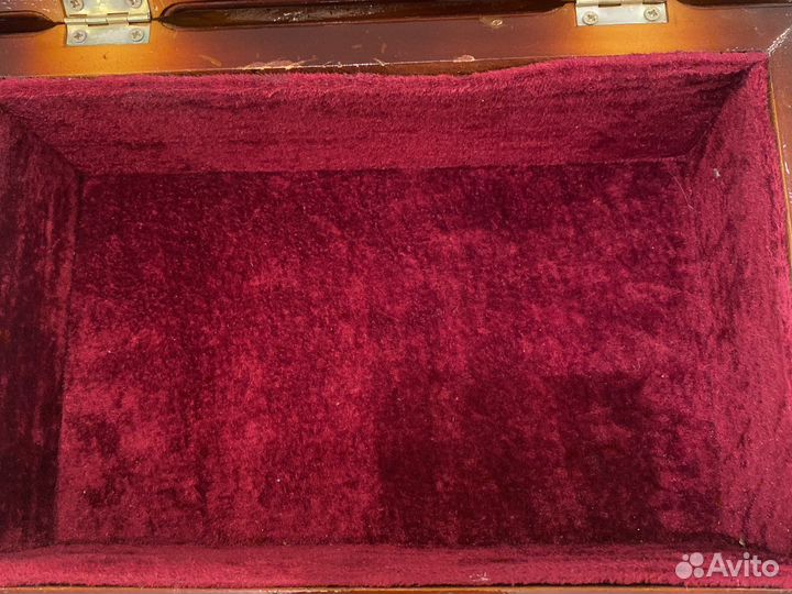 Шкатулка для украшений