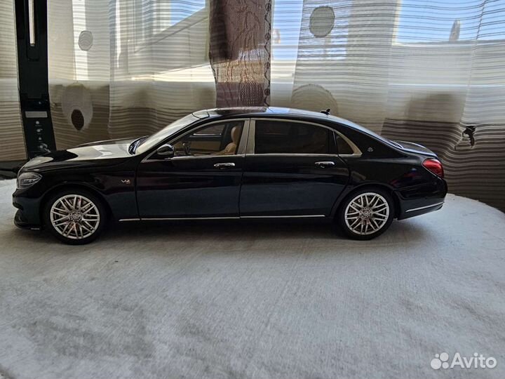 Mercedes-Maybach S-class Brabus 1:18 Almost Real