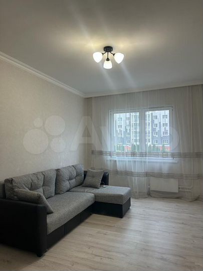 2-к. квартира, 71,3 м², 2/17 эт.