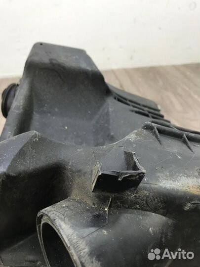 Корпус воздушного фильтра Opel Astra G Z16SE 2003