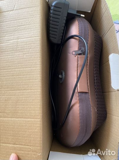 Массажная подушка для шеи