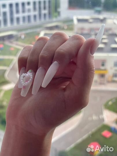 Мастер маникюра