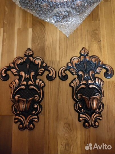 Зеркало с подсвечниками из чугуна