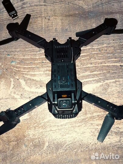 Новый Квадрокоптер 2 камеры + 3 акб