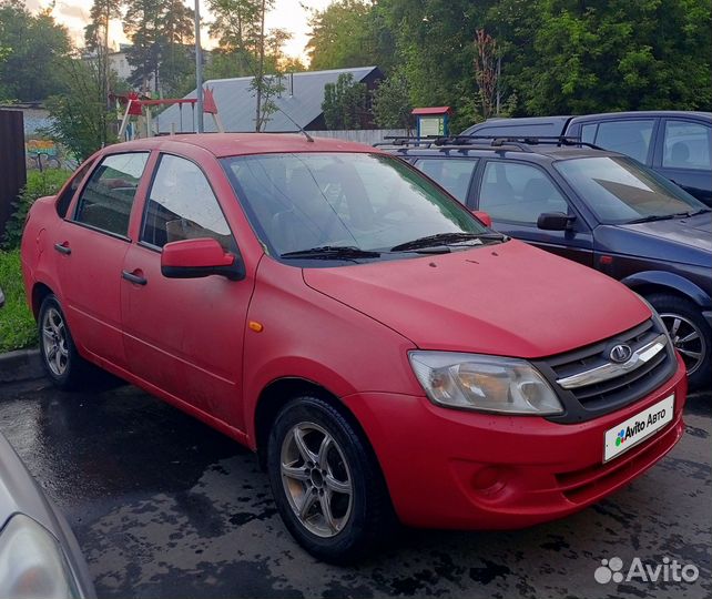 LADA Granta 1.6 AT, 2013, 130 000 км