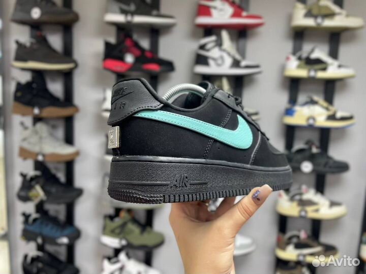 Кроссовки Nike Air Force 1 Tiffany & Co