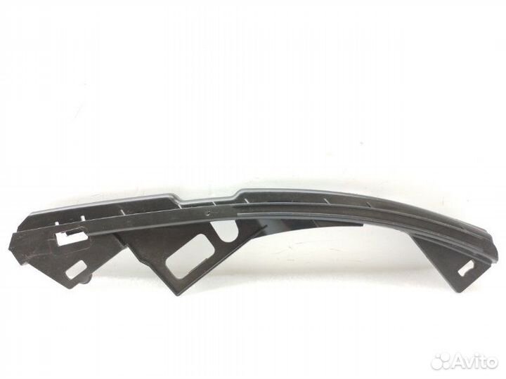 Кронштейн бампера передний правый Volvo V50 MW20