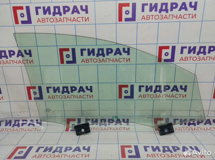 Стекло двери передней левой Audi Q7 (4L) 4L0845021