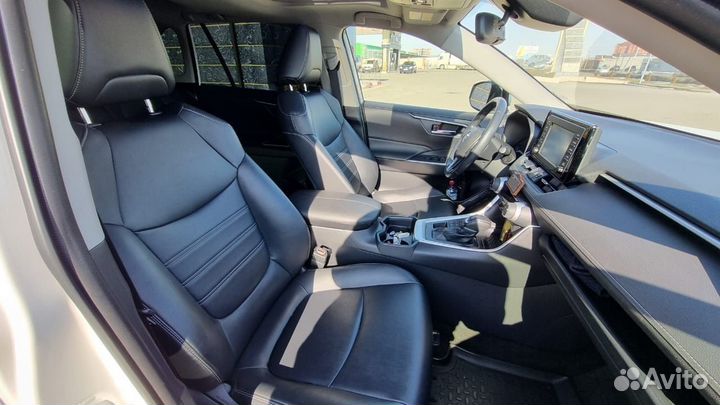 Toyota RAV4 2.5 AT, 2018, 94 000 км