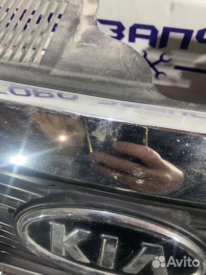 Решетка радиатора Kia Ceed 2010-2012 863511H500 ED