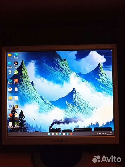 Монитор Samsung syncmaster 710n