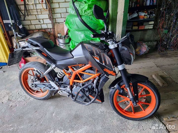 KTM duke 390