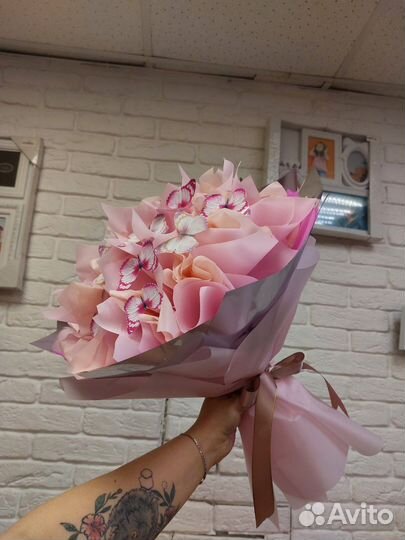 Букет из бабочек (светится в темноте)