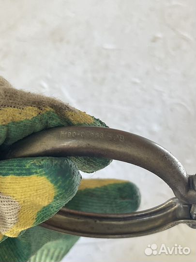 Кронштейн глушителя mercedes w213