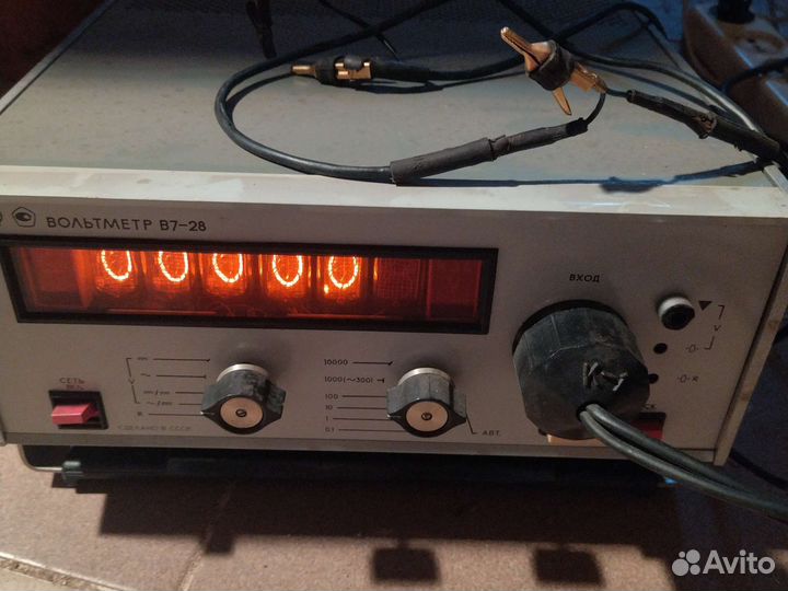 Вольтметр в7-28