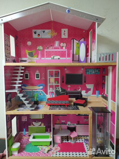 Кукольный домик для Барби с мебелью