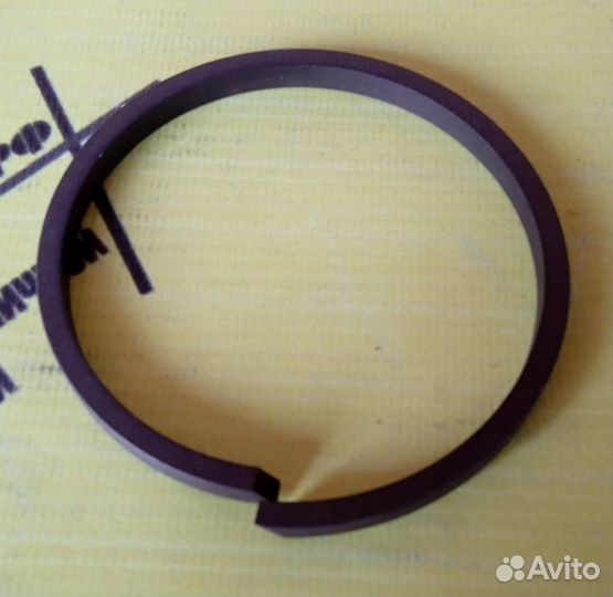 Защитное уплотнение поршня KZT 80*72*6.1