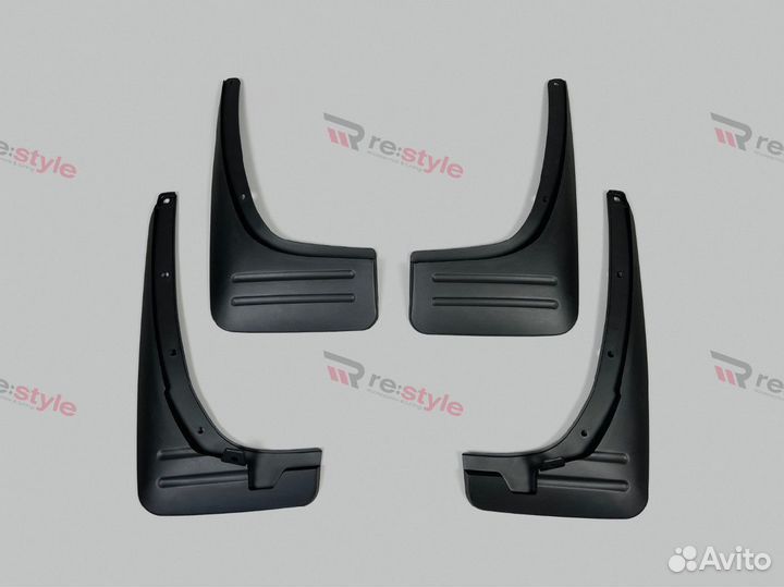 Брызговики Toyota RAV4 (ха20) 00-05г Черные S2476