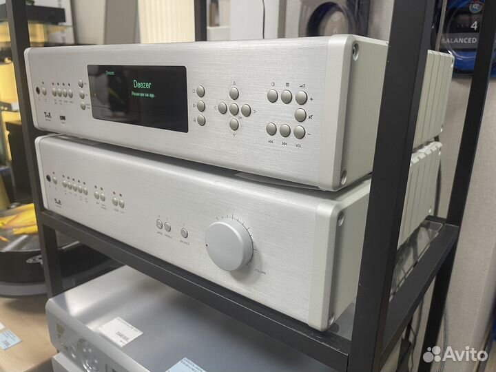 Комплект из усилителя и cd проигрывателя T+A