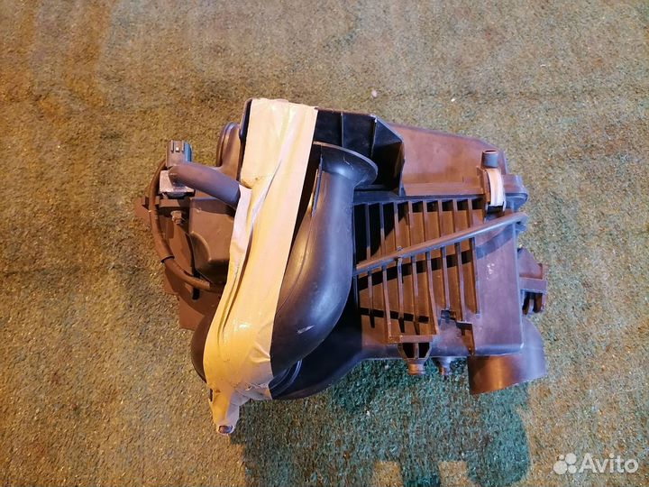 Корпус воздушного фильтра L5-VE L510-13-320A Mazda